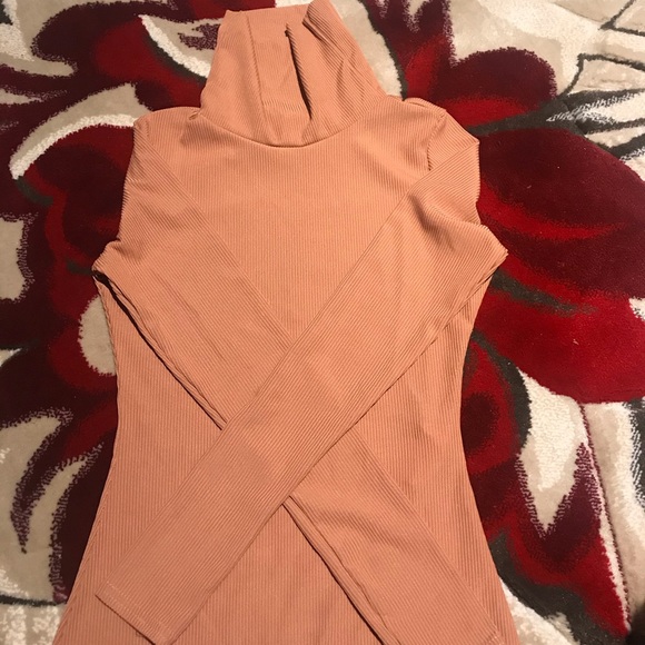 Turtle neck - Picture 2 of 3